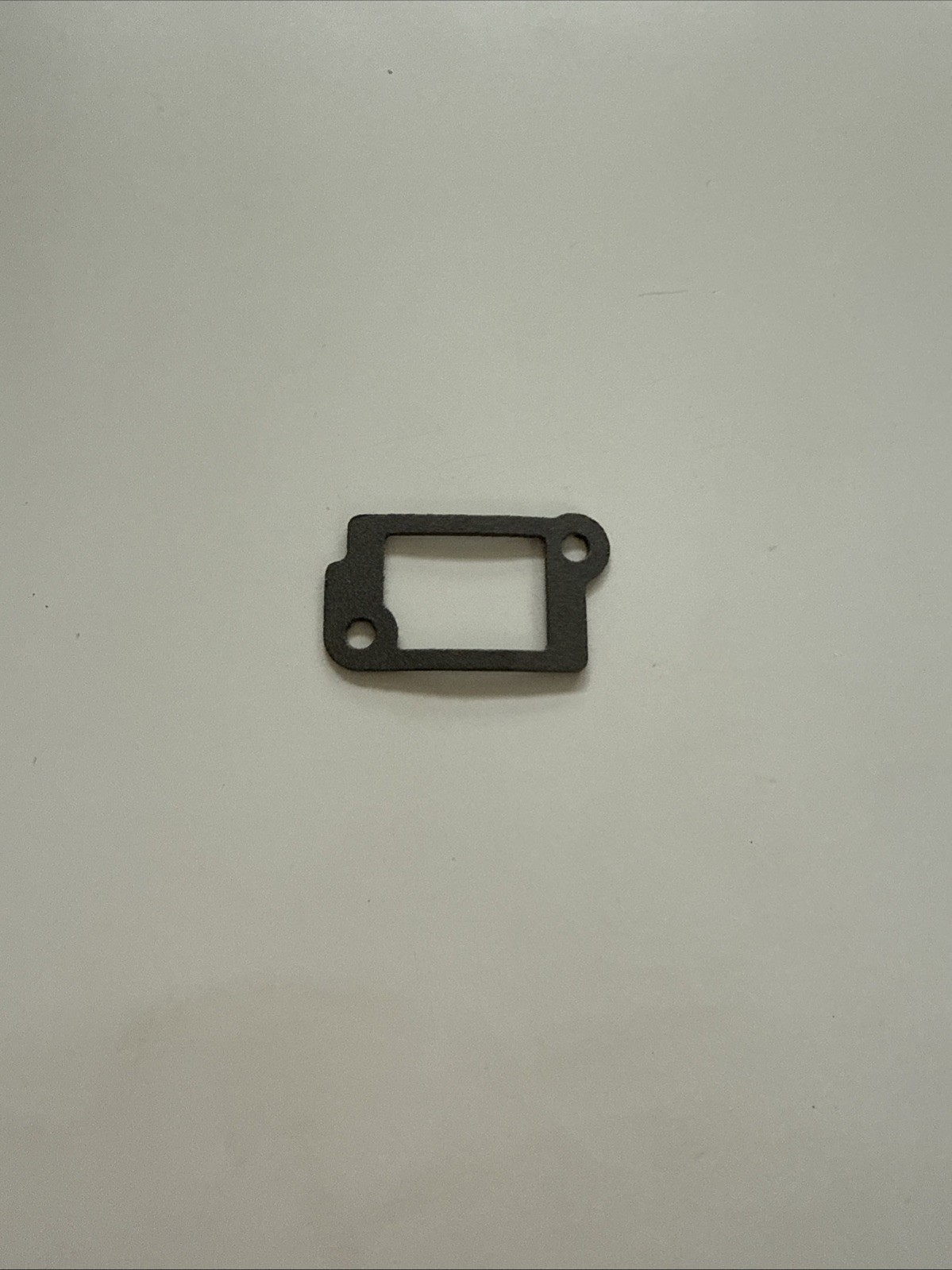 OEM Brigg & Stratton Intake Gasket 270345 - Genuine product image