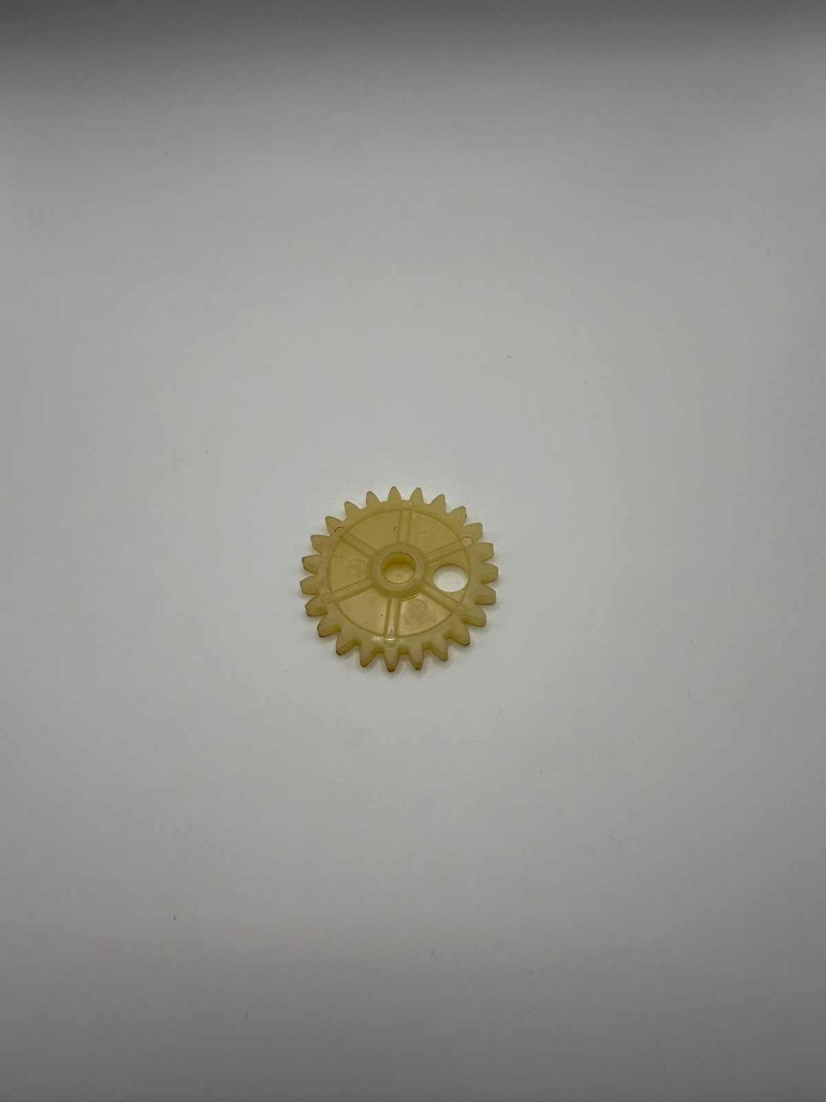 NOS STIHL Oil Pump Oiler Spur Drive Gear 1114-647-1805 OEM For O20 AV 020 AV product image