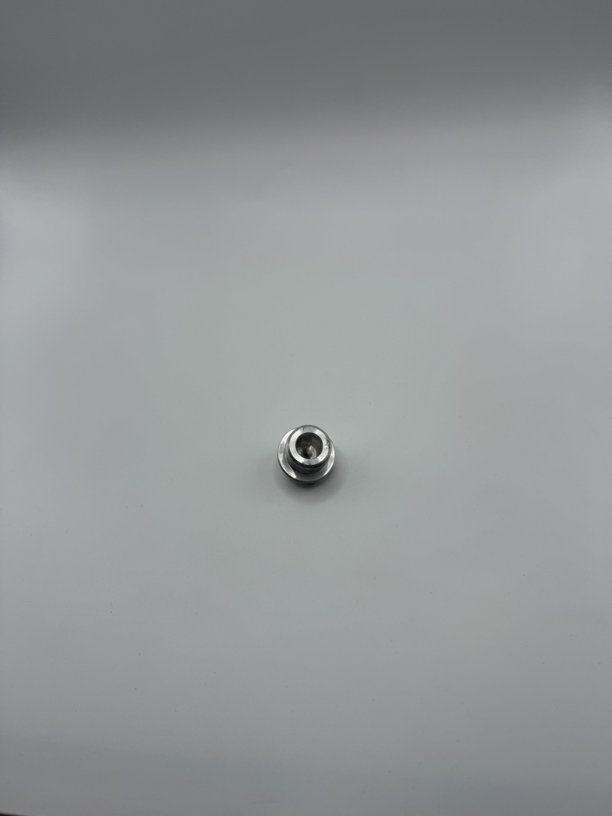 OEM STIHL SCREW PLUG FS08 F20 FS150 FS151 FS200 FS202 FS353 FS410 4104-710-3900 product image
